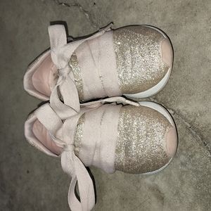 Cynthia Rowley Glitter shoe